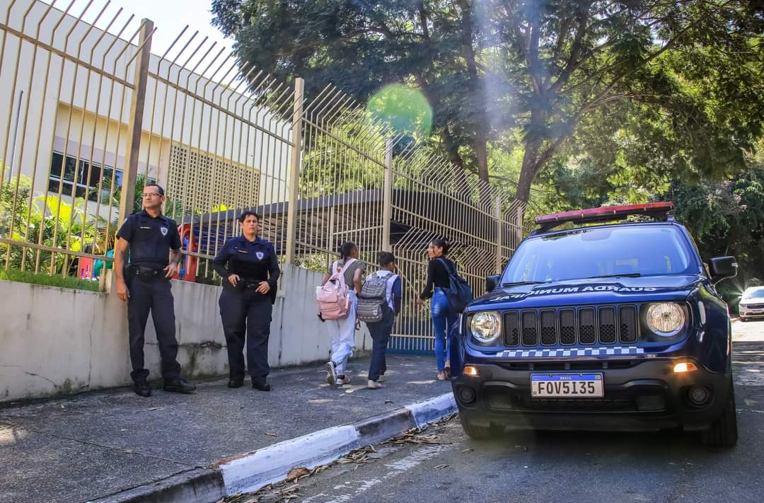 segurança nas escolas Santana de Parnaíba Alphaville