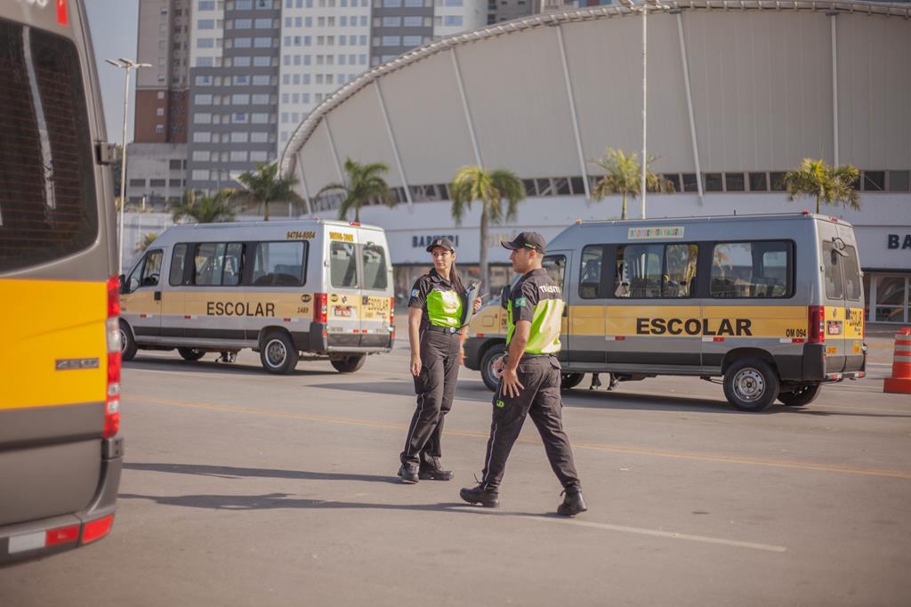 Volta às aulas: Semurb anuncia operações de melhoria tráfego de veículos a partir de 24/7Barueri Alphaville