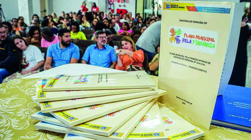 Santana de Parnaíba lança currículo municipal da educação