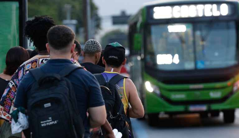 Barueri e Santana de Parnaíba terão novos ônibus menos poluentes